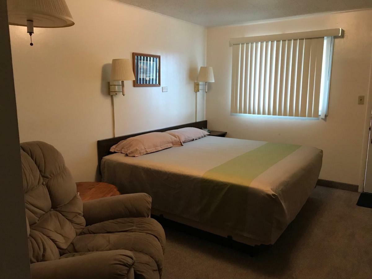 Motel Grand Chadron Εξωτερικό φωτογραφία