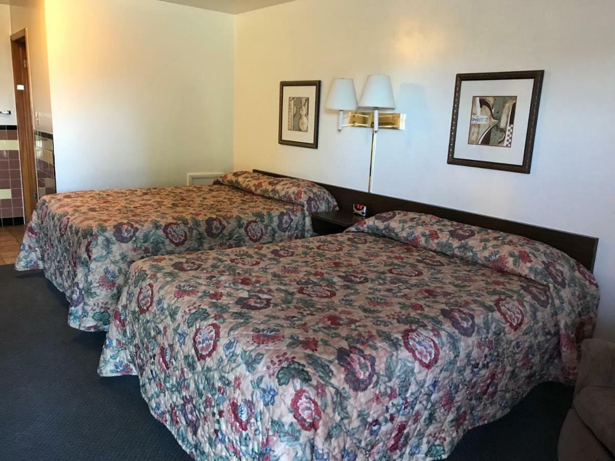 Motel Grand Chadron Εξωτερικό φωτογραφία