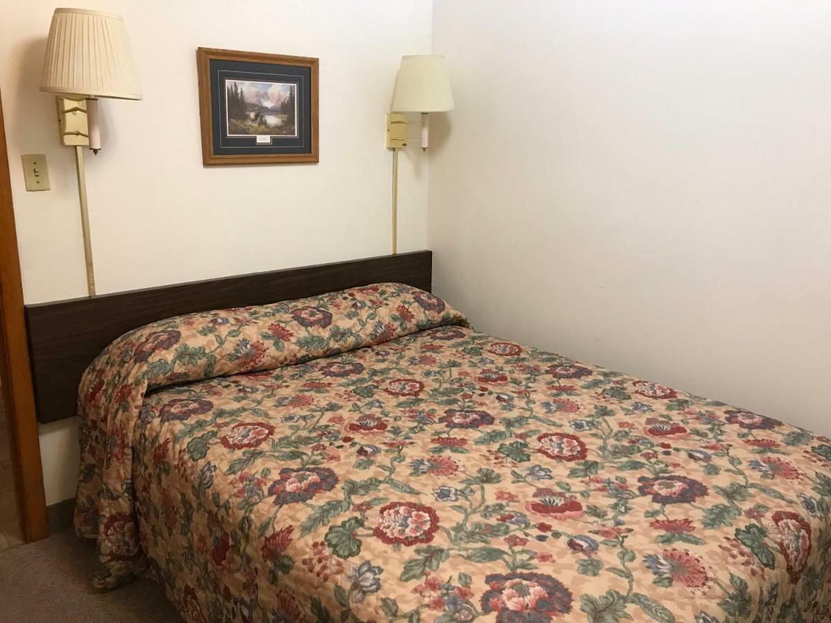 Motel Grand Chadron Εξωτερικό φωτογραφία